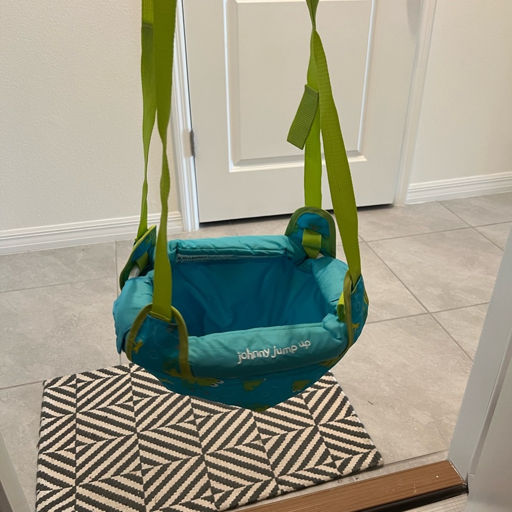 Baby first steps jump up swing
